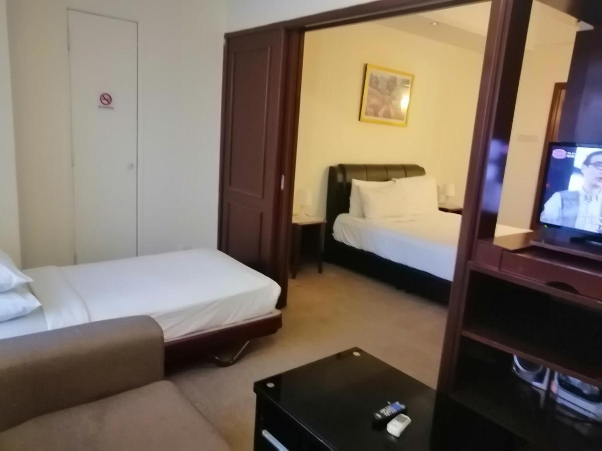 Raymond Suites At Berjaya Times Square Kuala Lumpur Zimmer foto